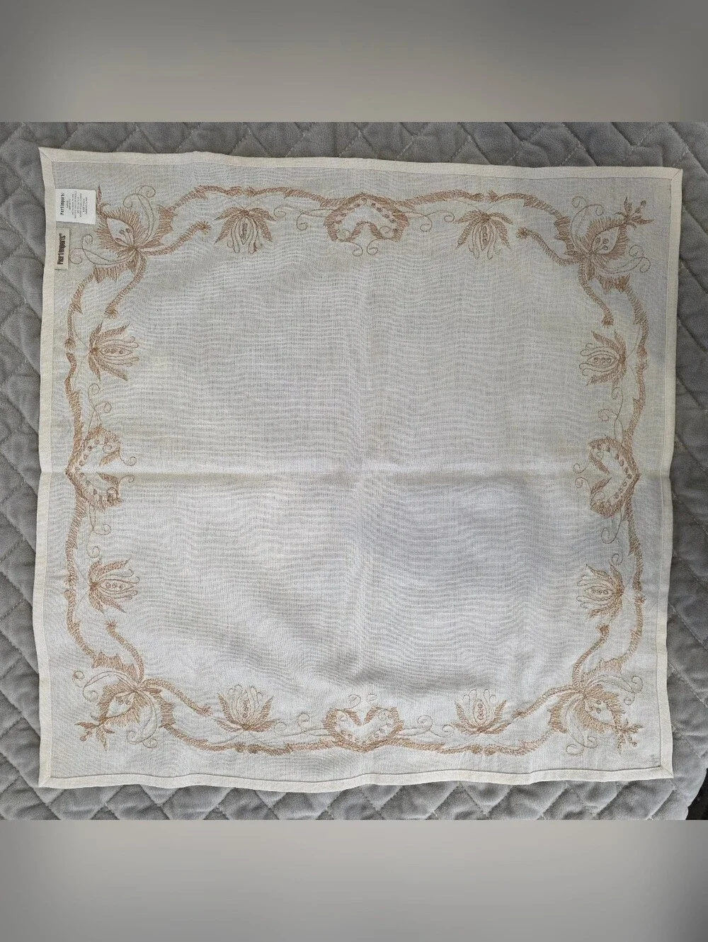 6pc Pier 1 Imports Dinner Napkins W/ Intricate Gold Floral Border Embroidery